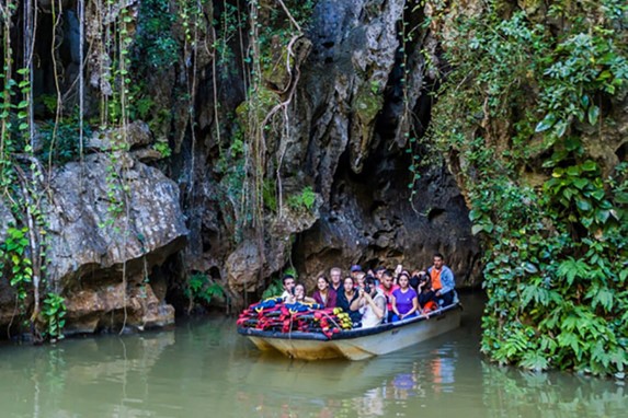 Indian cave tour
