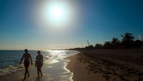 Atardecer en la playa la Veneciana