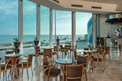 Cafeteria overlooking the boardwalk in the hotel