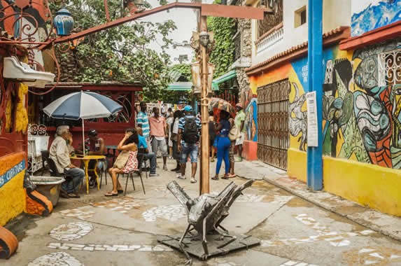 Colorful view of the Alley of Hamel