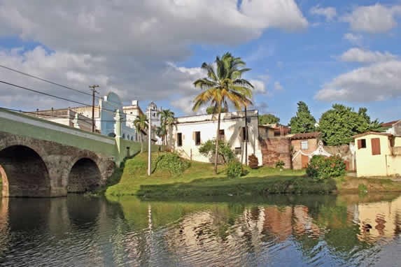 houses on the river bank