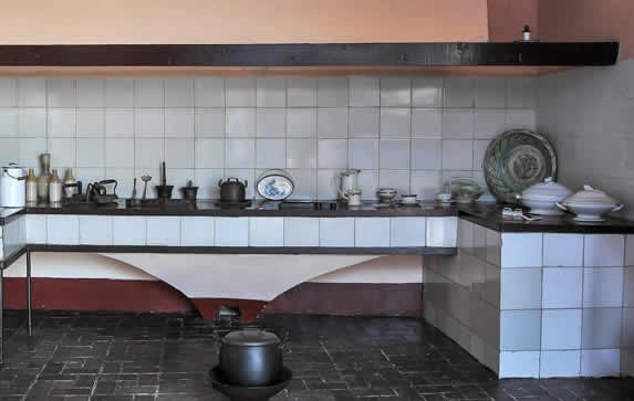 antique kitchen with accessories from the colonial