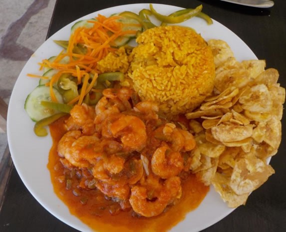 Comida servida en el restaurante