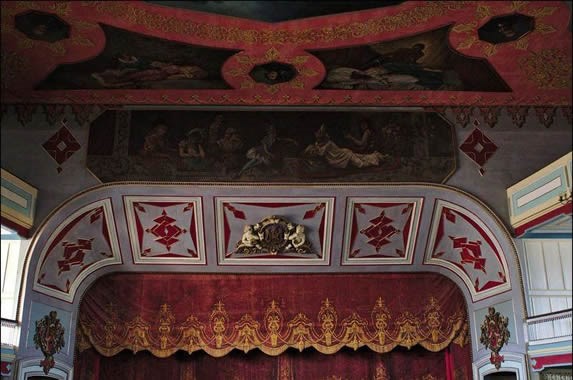 decorative details on the ceiling of the theater