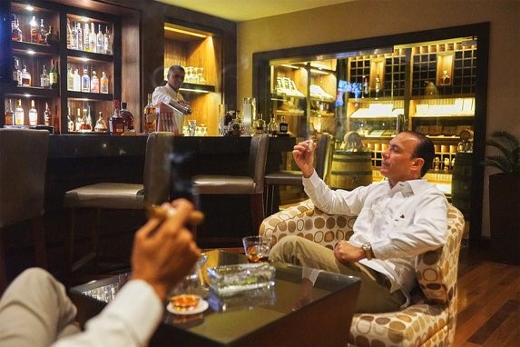 Don Queco Cigar Bar Picture 1