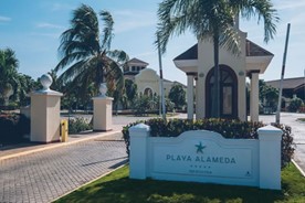 Entrance to the Playa Alameda hotel