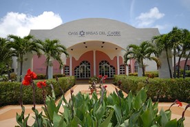 Entrance to the Brisas del Caribe hotel