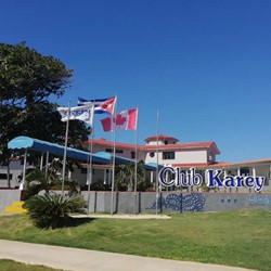 Entrance to the Villa Karey hotel