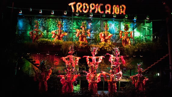 Espectáculo nocturno en Tropicana