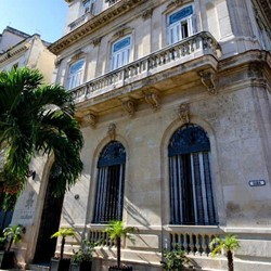 Facade of the hotel San Miguel
