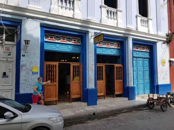 Facade of the Bodeguita del Medio