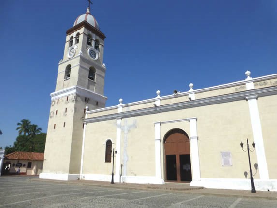 Cathedral of the Holy Savior of Bayamo Picture 1