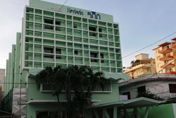 Facade of the hotel Plus Vedado 500