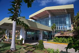 Facade of the Starfish Varadero hotel