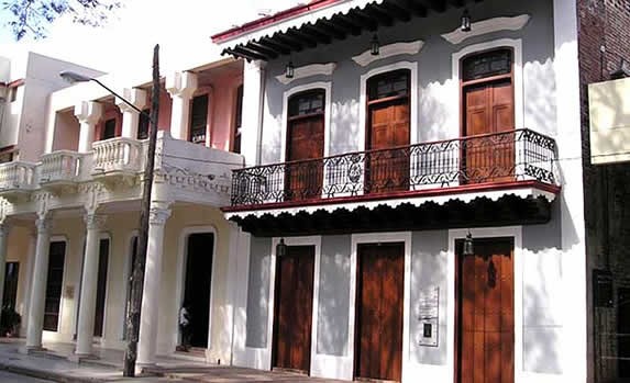 colonial building facade with wooden doors