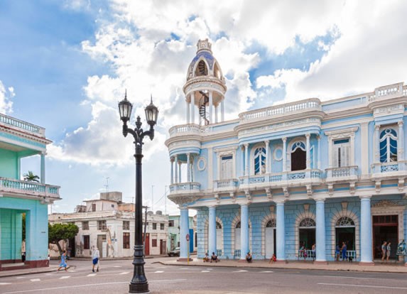 Facade of the arts museum in Cienfuegos