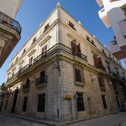 Facade of the Palacio O'farrill hotel