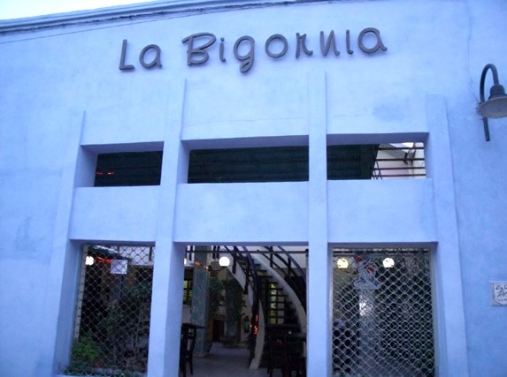 Facade of the Bigornia restaurant in Camagüey