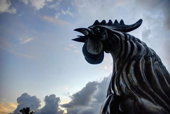 bronze rooster sculpture