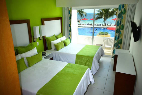 Superior standard room at the Cancun Bay Resort ho