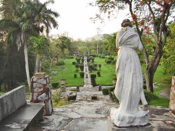 Green areas of the hacienda