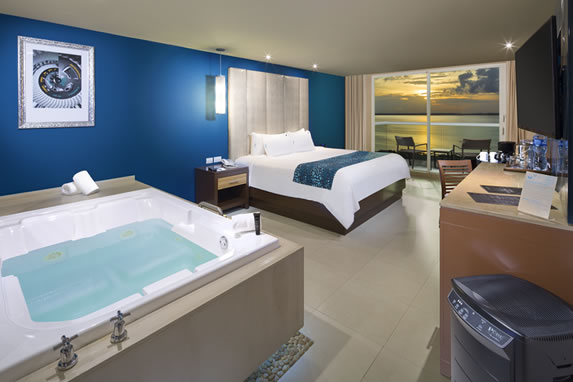 Deluxe Pure Wellness - Hard Rock Hotel Cancun