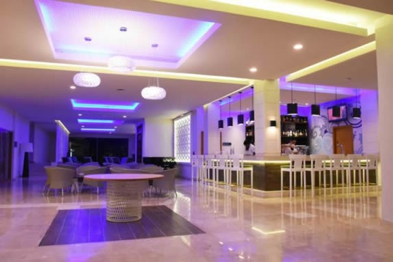 Lobby at the Hotel Marina Plaza & SPA, Cayo Cruz