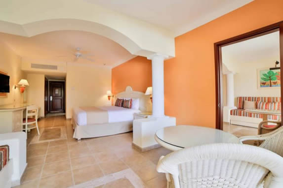 Family Master Suite Picture 2