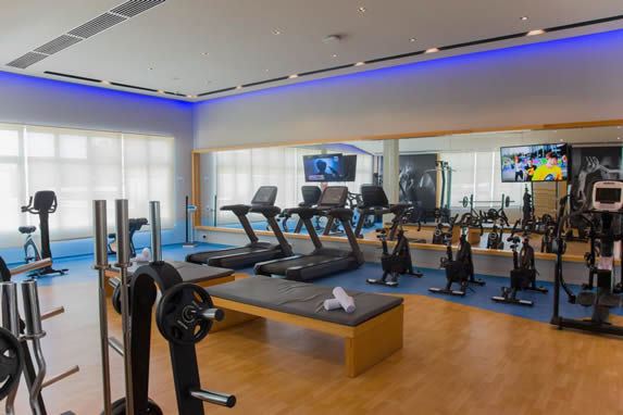 Treadmills in the hotel gym