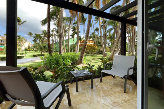 Junior Suite Garden View Picture 2