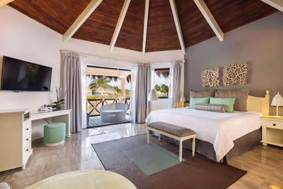 Romance Bungalow by the lake Picture 4