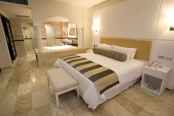 Master Suite Picture 1