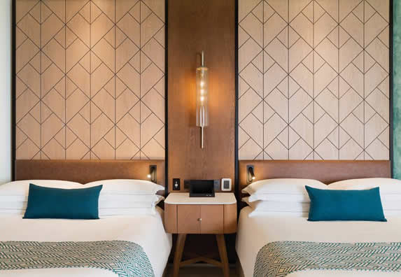 Junior Suite Pool View Picture 2
