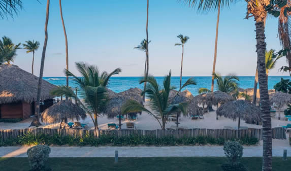 Junior Suite Ocean Front Picture 3