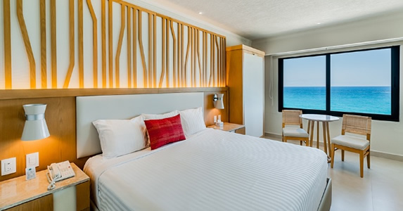 Deluxe Ocean View Picture 1