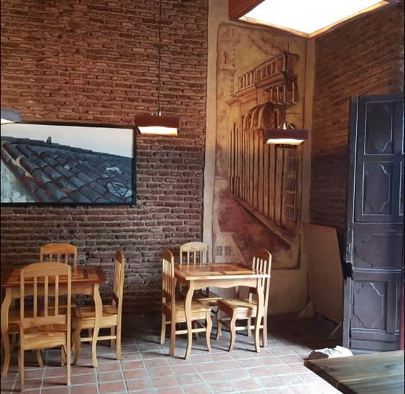 Brick wall in the interior of the restaurant