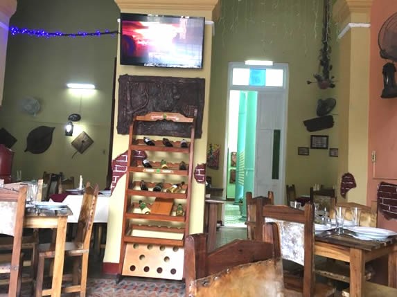 Vista del interior del restaurante 