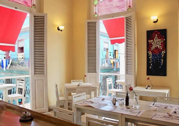 Vista del interior del restaurante