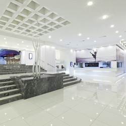 lobby and reception of the Krystal Cancun hotel