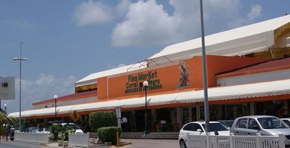 Coral Negro Market - Cancun