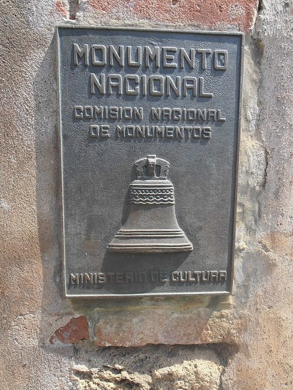 insignia de monumento nacional 