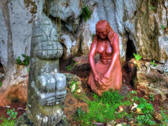 Museo Arqueológico Cueva del paraiso