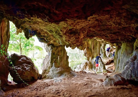 Cueva en el museo arqueológico de Baracoa