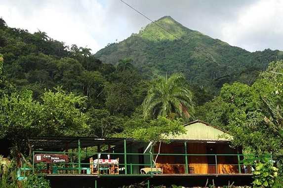 Small restaurant in Turquino National Park