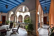 Pasillos en el interior del hotel