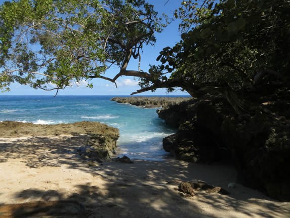 Playa Blanca, Baracoa, Cuba