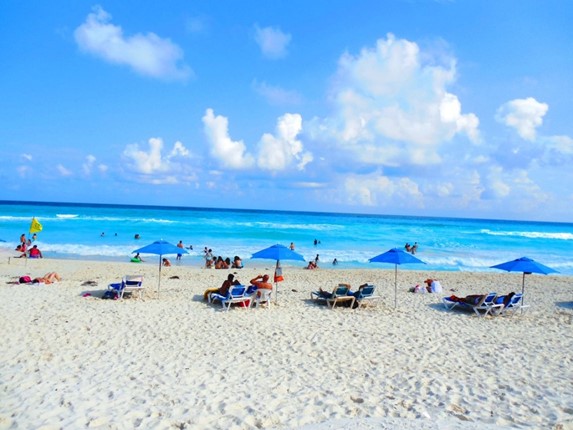 Playa Marlin, Cancun - Vista de la playa