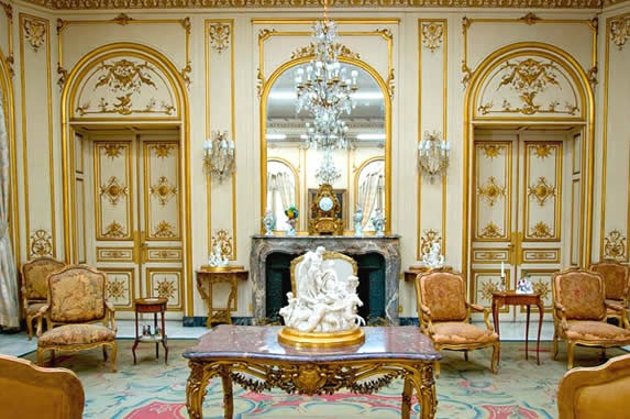 Decoration of the main hall of the museum