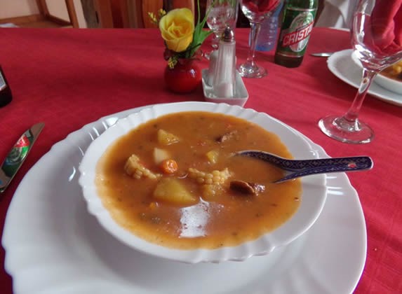 plato de sopa del restaurante