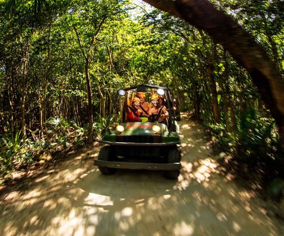 Tour around Xplor in vehicles